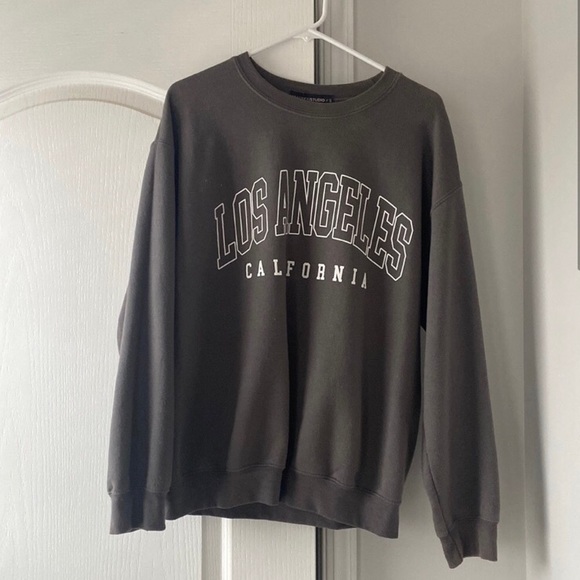 Los Angeles Sweatshirt | Charcoal Grey | Vici Dolls | NWOT - Picture 1 of 2